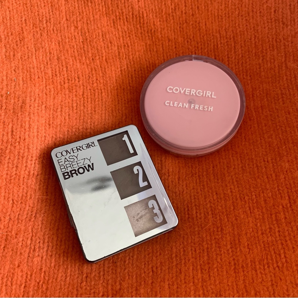 ❕ Covergirl Easy Breezy Brow & Clean Fresh Pressed Powder (Shade 140 - Light)